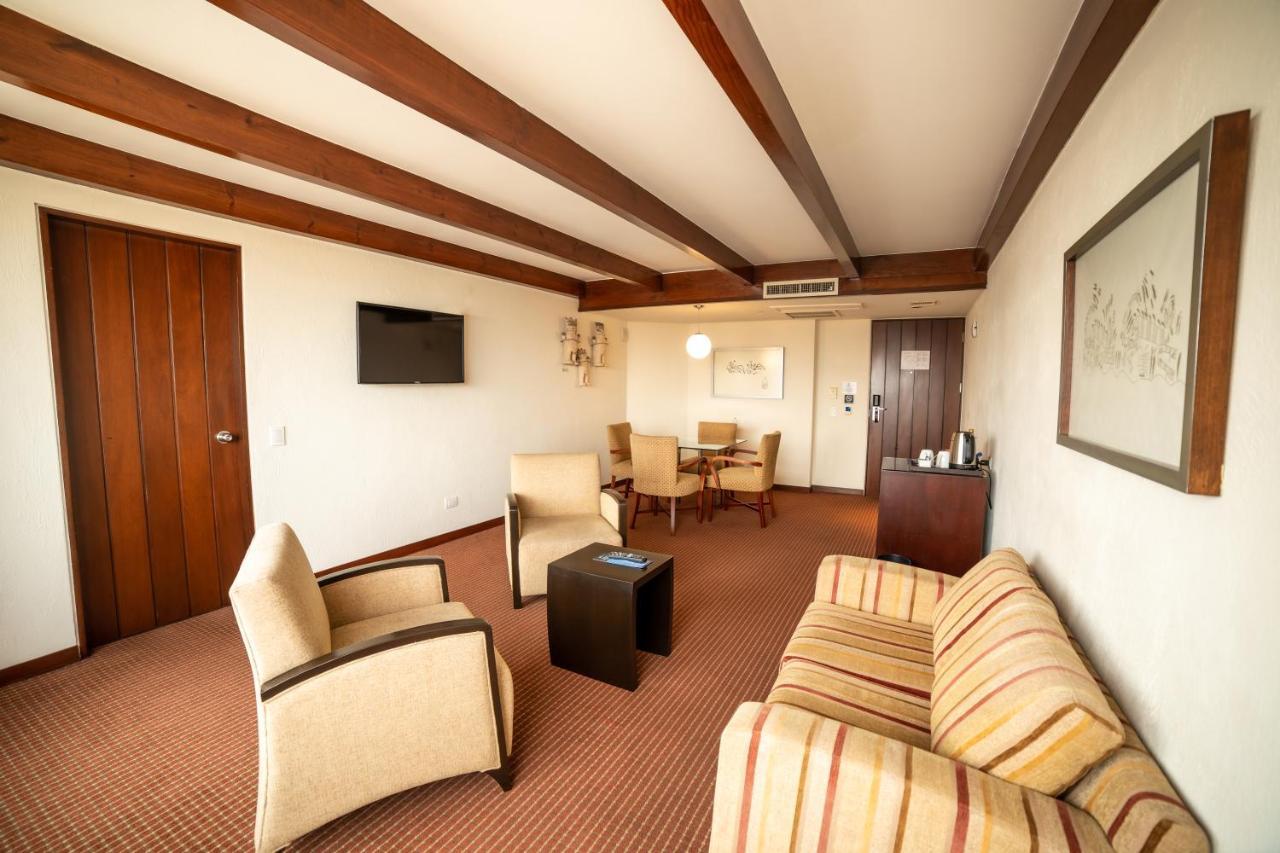 Casa Andina Premium Miraflores Lima Buitenkant foto Suite