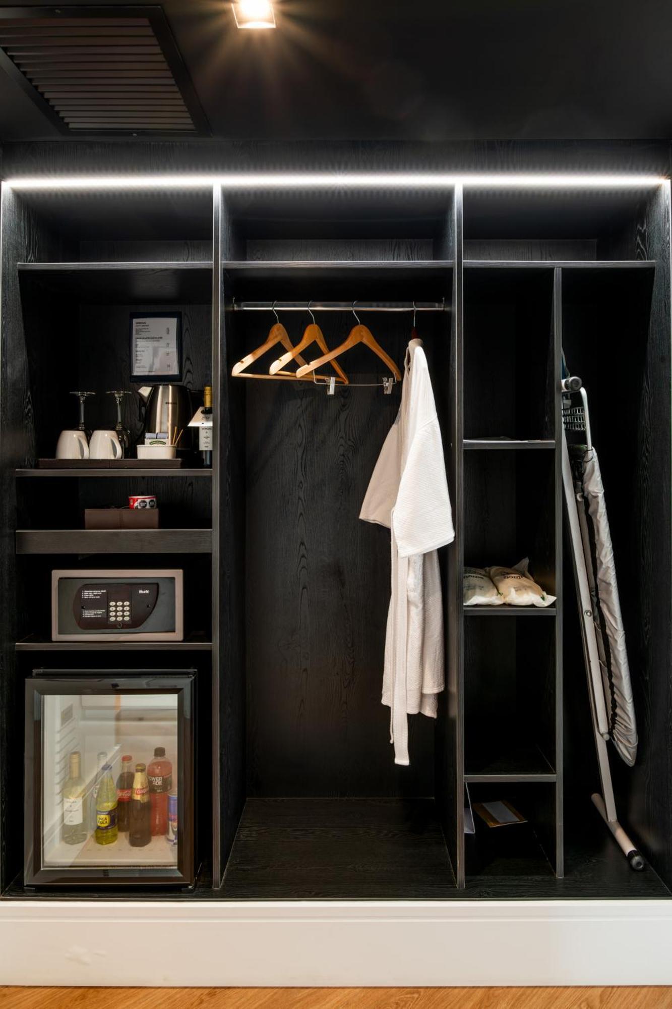 Casa Andina Premium Miraflores Lima Buitenkant foto A wardrobe