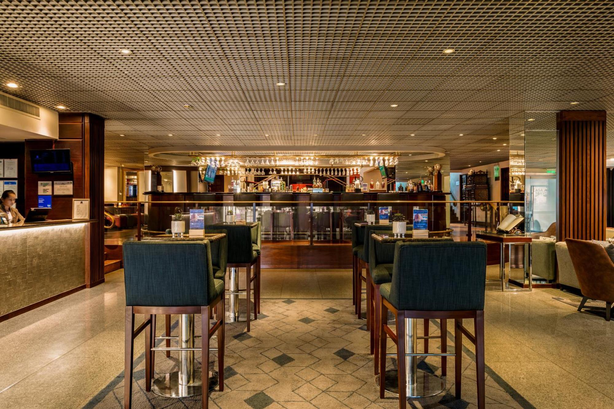 Casa Andina Premium Miraflores Lima Buitenkant foto The bar at the lounge