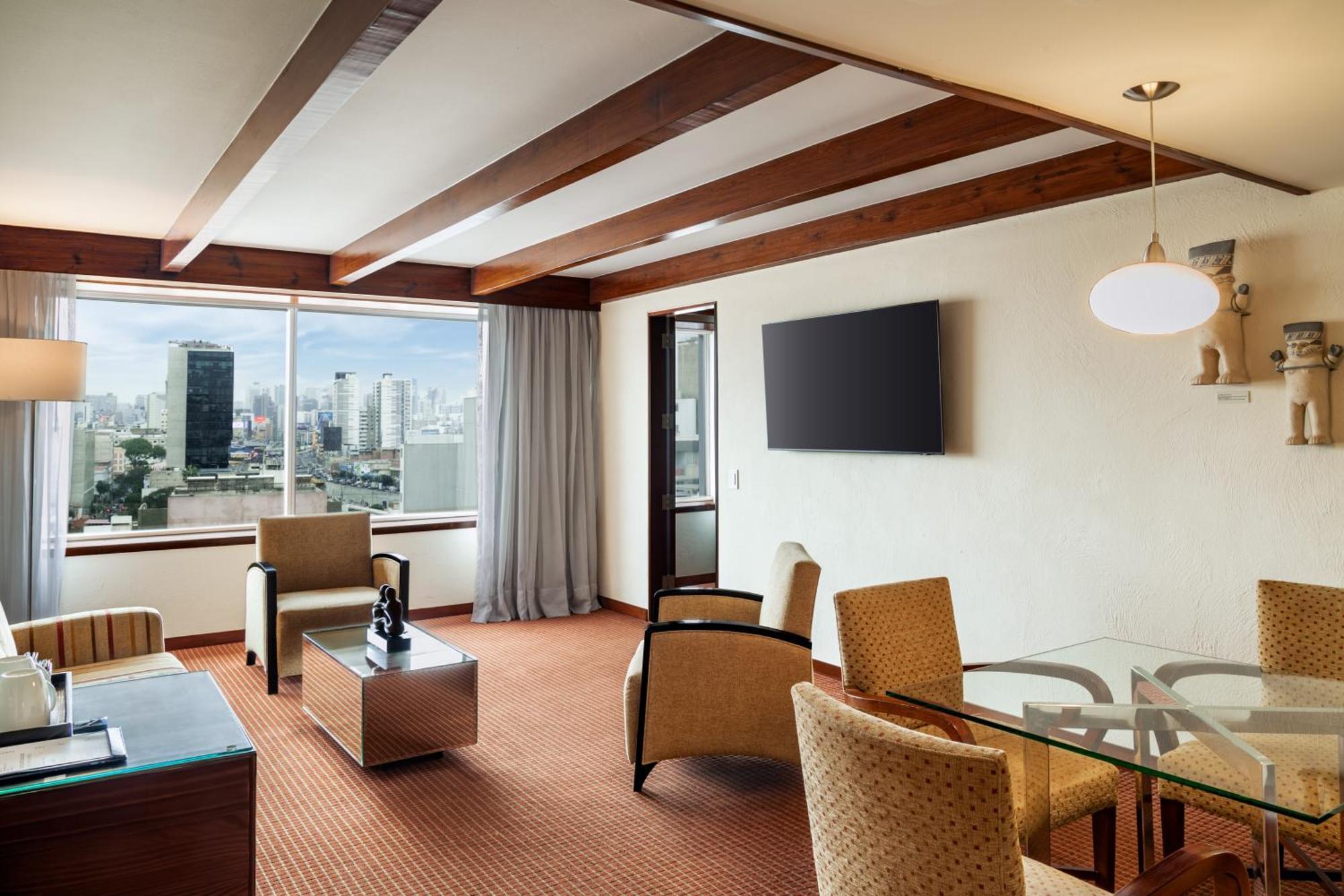 Casa Andina Premium Miraflores Lima Buitenkant foto Suite