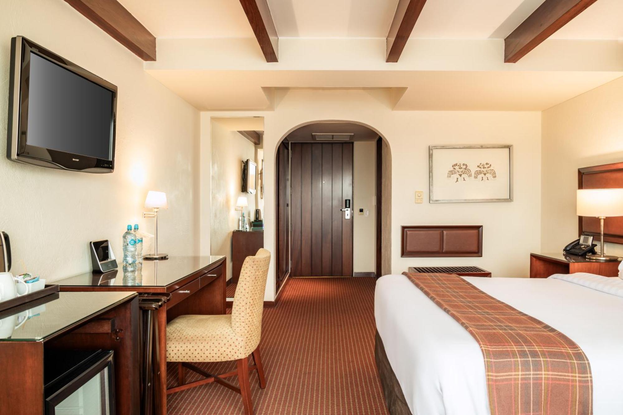 Casa Andina Premium Miraflores Lima Buitenkant foto A guest room at the Hilton San Diego Bayfront